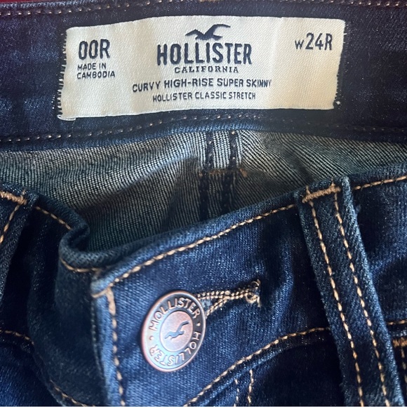 Hollister Blue Skinny Jean - Picture 2 of 2